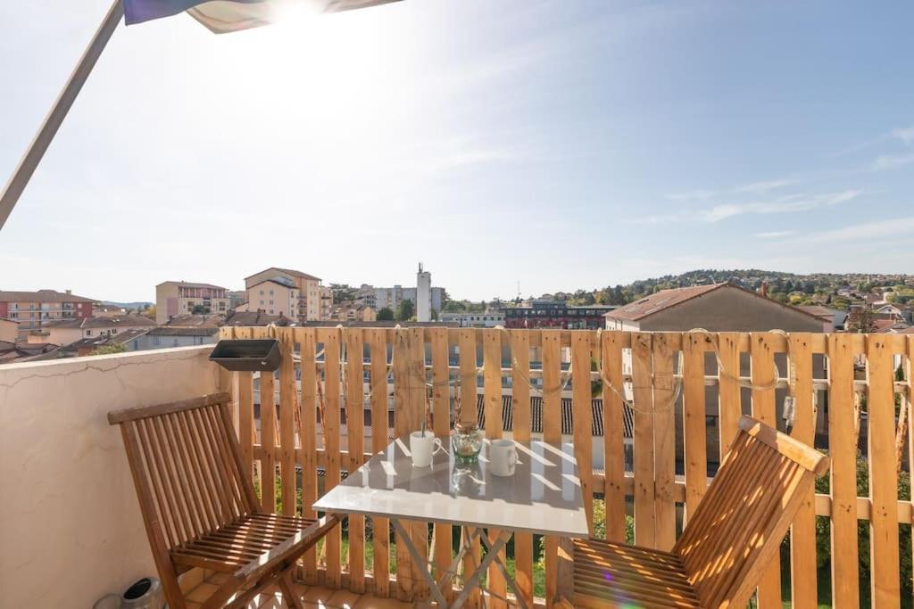 Cabana & Grand Appartement Cosy - Parking & Balcon Villefranche-sur-Saône Екстериор снимка